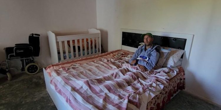 Prej katër vitesh dergjet në shtrat, 34-vjeçari apel për ndihmë