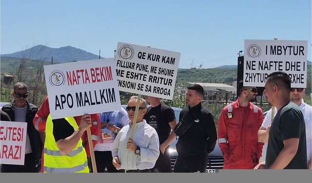 Dhjetëra punonjës të Bankers Petroleum protestë para zyrave të kompanisë në Marinzë