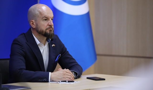 Alfred Lela: Dje nuk humbi PD, por Shqipëria