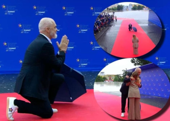 “Edi ‘stop’”, Rama i ulet në gjunjë Girogia Meloni-it (FOTO)