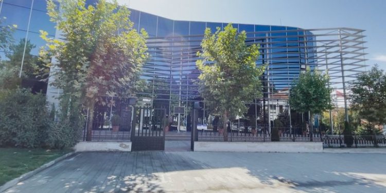 Vrasja e shqiptarit në Greqi, prokuroria dërgon për gjykim dy autorët e dyshuar