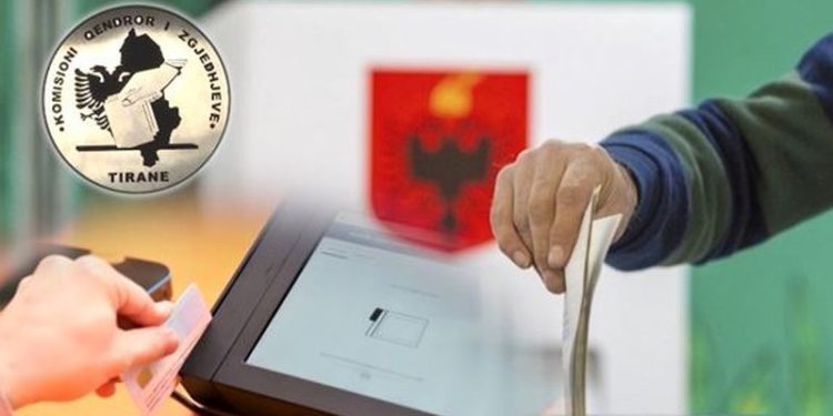 Zgjedhjet, KAS vendos hapjen e një kutie në një qendër në Vlorë