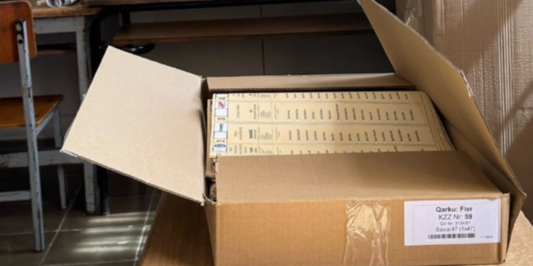 E pazakontë në Fier/ Humbin 500 fletë votimi, gjenden vetëm 47