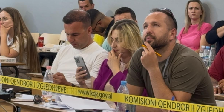 Diaspora vendos ndarjen finale të mandateve në Vlorë, PS synon të nëntin, Lapaj synon të parin