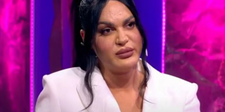 Flet Amber i Big Brother: Humba varrimin e babait, kam qarë…