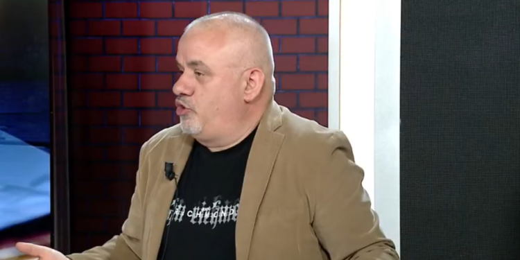 Artan Hoxha: Iku koha kur Tepelenën e përfaqësonte Ethem Ruka, tani ka ardhur Prof. Dr. Tërmet Peçi (VIDEO)