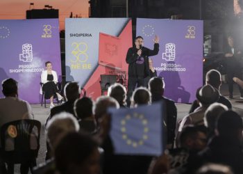 Çuçi takim me ish votues të djathtë në “Çole”: Me PS nuk do të zhgënjeheni! Rama i ka ndërruar faqen Vlorës