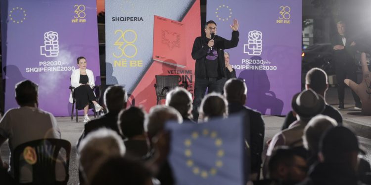 Çuçi takim me ish votues të djathtë në “Çole”: Me PS nuk do të zhgënjeheni! Rama i ka ndërruar faqen Vlorës