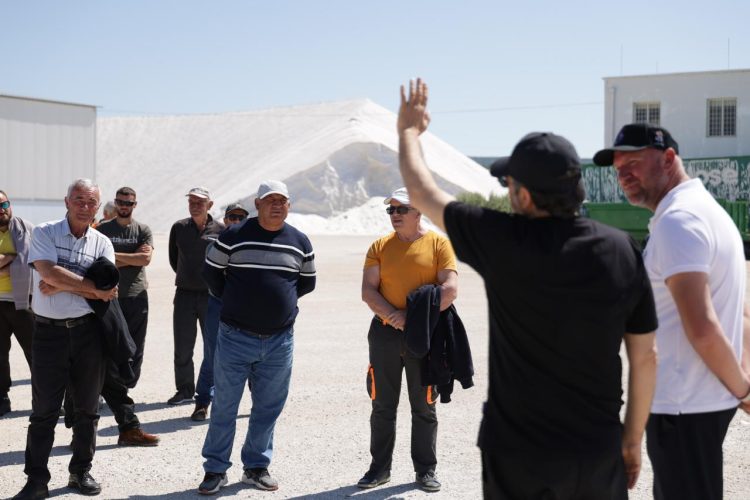 “Paqja Fiskale”, Çuçi te kriporja në Vlorë: Ne e çmojmë shumë partneritetin me biznesin. Tatim Fitimi deri në 5%, paga minimale shkon 500 euro