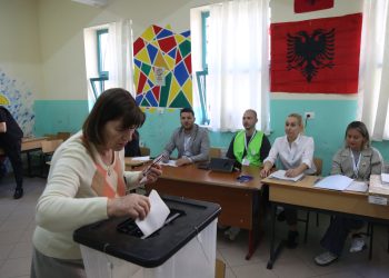 Ka nisur pa problem votimi në qarkun Gjirokastër, mbi 7 mijë votues më pak se katër vite më parë