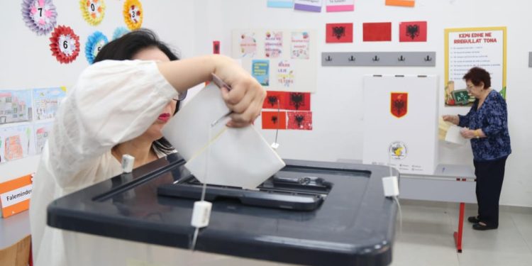 Pjesëmarrje e ulët në qarkun Gjirokastër, Dropulli nuk arrin dot as 20% (Shifrat)