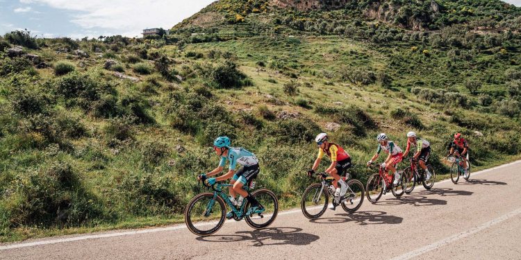 “Giro d’Italia”, sot etapa e fundit në Vlorë. Ja rrugët që do të bllokohen