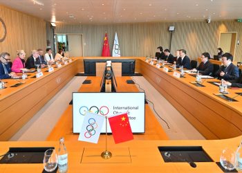 Transmetimi i veprimtarive sportive/ Presidenti i CMG-së takohet me Bach dhe Coventry të KON-it