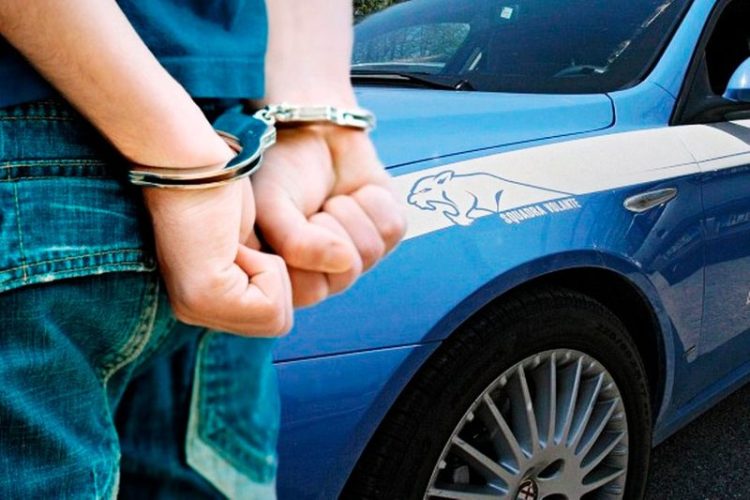 200 mijë euro korrupsion/ Urdhër-arresti ndërkombëtar nga Gjykata e Durrësit në 2022, shqiptari kapet në Itali