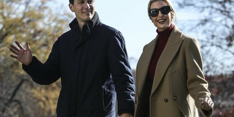 Media greke: Ishulli i Sazanit, që Greqia ia fali Shqipërisë, do tërheqë miliarderët e botës pas projektit të familjes Trump