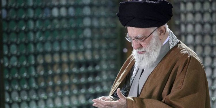 “Do vijmë të të marrim”/ Paralajmërimi nga SHBA që detyroi Khamenein të pranojë armëpushimin