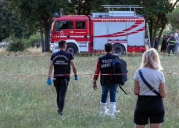 Nënë e bijë gjenden të vdekura, autori arrestohet në Greqi