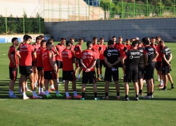 Ndeshja me Serbinë/ Kombëtarja zhvillon seancën e dytë, Manaj nuk stërvitet me grupin