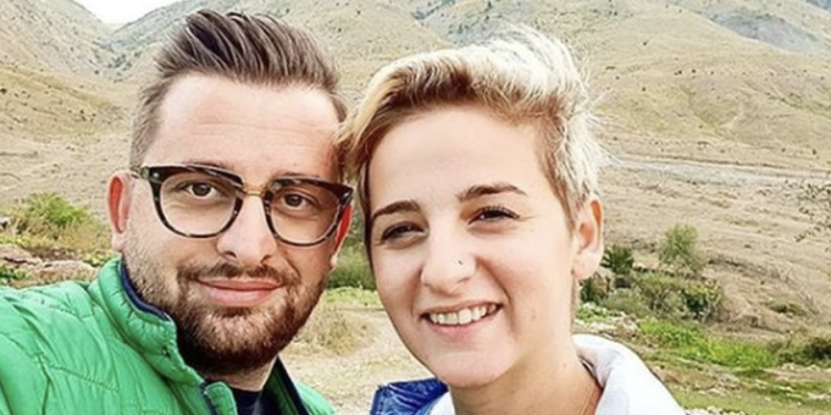 Kryebashkiaku i Kolonjës konfirmon ndarjen nga gruaja: Ka nisur një kapitull i ri