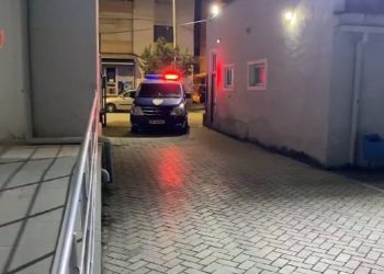 48-vjeçari kapet me doza kanabisi, i fshihte në një tunel pranë pallatit