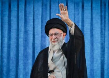 Ajatollahu ende nuk e ka pranuar armëpushimin Iran-Izrael