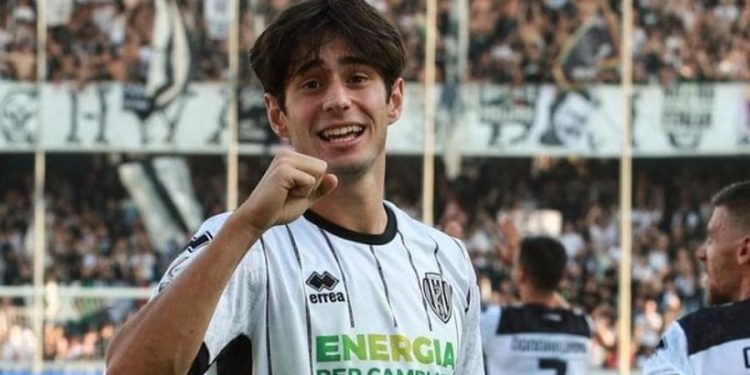 Sulmuesi shqiptar që injorohet nga Silvinjo mund të luajë në Serinë A