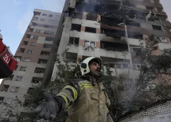 The Times: Pyetjet që duan përgjigje pas sulmit të SHBA-së ndaj Iranit