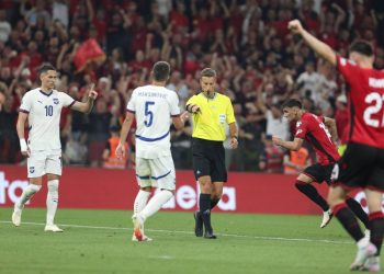 Shqipëria ndahet në “paqe” me Serbinë, Manaj humb penalltinë e artë