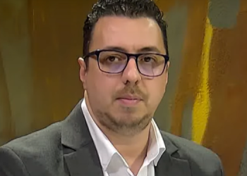 Një sqarim për pasagjerët e verbër të “trenit bullgar” me makinist Sali Berishën