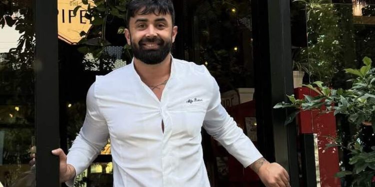 Ekskluzive! Zbulohet identiteti i vajzës misterioze pranë Alfios