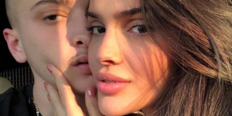 Arbenita publikon certifikatën: Vajza s’ka më mbiemrin e Fero-s