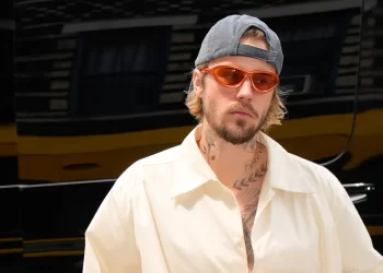 Fansat e habitur, Justin Bieber ndryshon emrin në rrjetet sociale