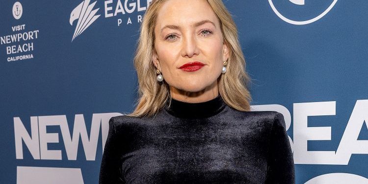 Pse donte Kate Hudson të shkëputej nga prindërit në moshën 16-vjeçare?