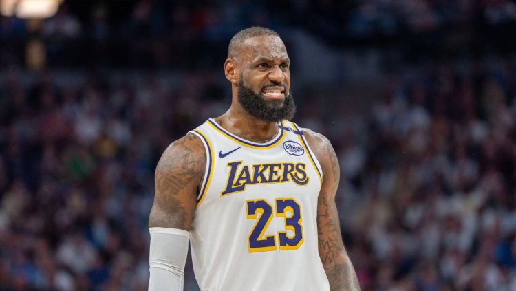 Rekorde dhe miliona, LeBron James pritet të rinovojë me Lakers, agjenti i tij ngre dyshime: LeBron dëshiron të garojë për titullin