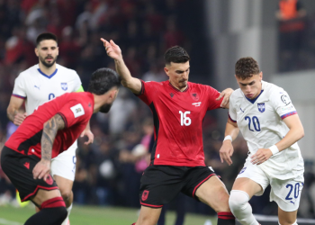 Mediat serbe në delir: Terror në Tiranë, lojtarët tanë mezi dolën gjallë