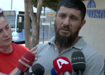 “Dua që zemra e djalit tim të dhurohet”, dëshira e babait shqiptar në Greqi që humbi të birin