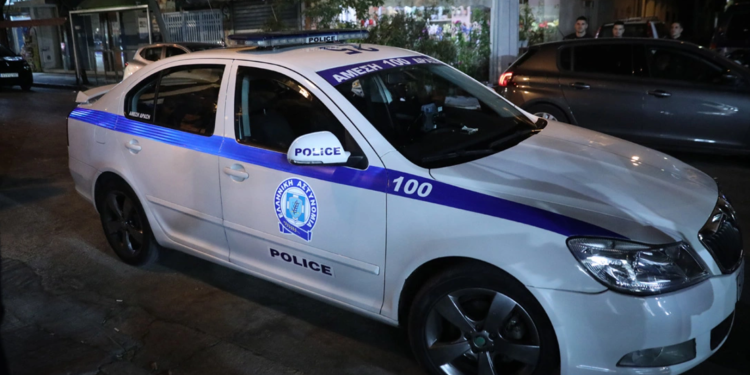 Vajza shqiptare kapet në Rodos me 2,2 kg kokainë, kishte me vete edhe pistoletë