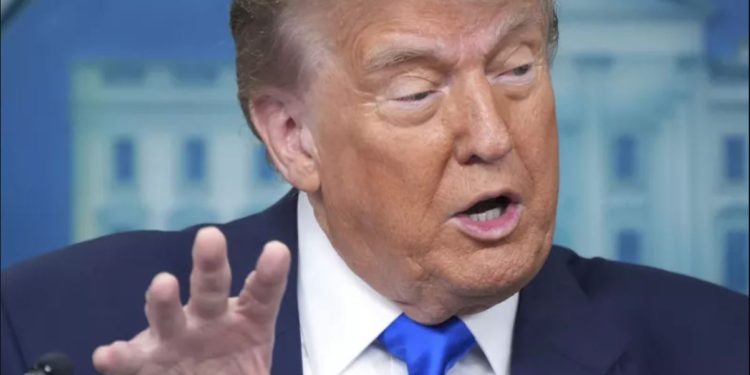 Paralajmëron Trump: SHBA mund ta bombardojë sërish Iranin për uraniumin e pasuruar