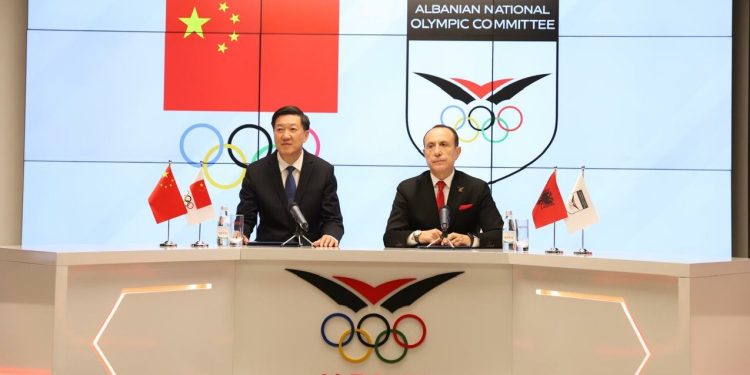 Presidenti i Komitetit Olimpik Kinez vizitë zyrtare dy ditore në Tiranë, firmoset memorandumi i bashkëpunimit