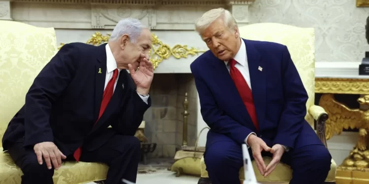 “Khamenei u soll si idiot”, zbulohen prapaskenat pas sulmit të SHBA-ve në Iran! Si bashkëpunuan me izraelitët