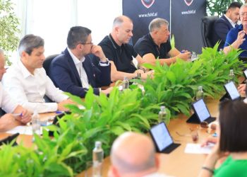 Mblidhet Komiteti Ekzekutiv i FSHF, miratohet ndërtimi i dy fushave të reja në Durrës