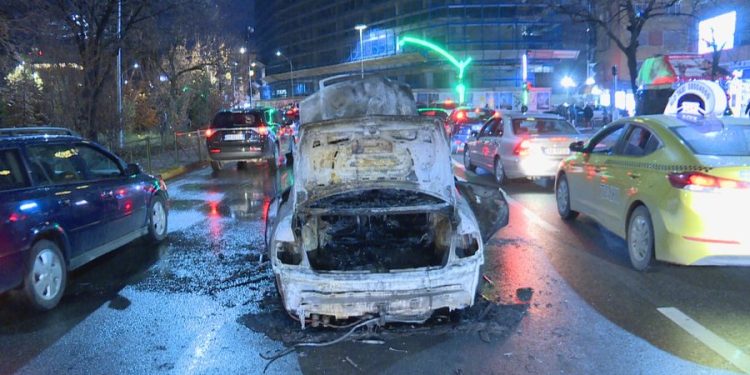 Shtohen zjarret në makina, eksperti: Gabimet nisin që në servis, ndikon edhe i nxehti