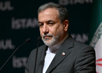 Irani kërkon të gjejë shpëtim në Rusi? Ministri i Jashtëm mbërrin në Moskë për t’u takuar me Putin