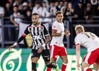 Santos, Neymar: I lumtur për rinovimin, synoj të kthehem në formë