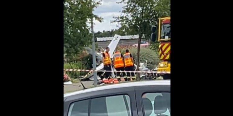 Tragjedi në Francë, rrëzohet një avion privat, humbin jetën tre persona