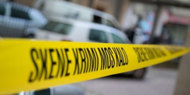 Durrës, plagoset me armë 21-vjeçari, policia në kërkim të autorit