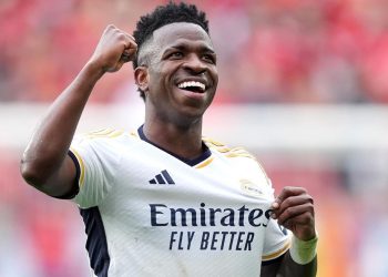 Vinicius i premton besnikëri Realit, por Alaba trondit Alonsos
