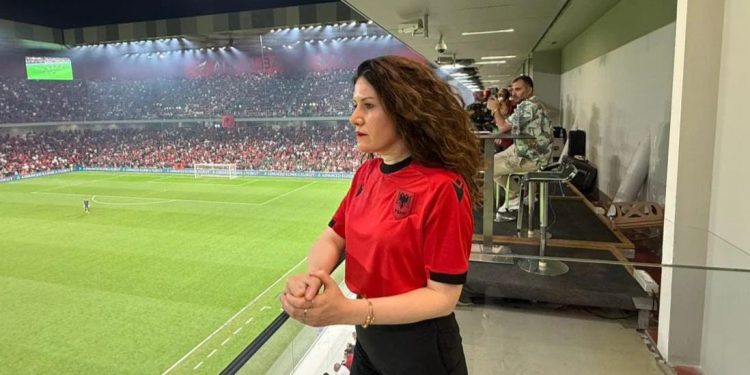 Edhe shefja e SHISH në stadium