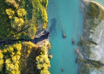 Patagonia ngre alarmin: Vjosa është në rrezik, qeveria shqiptare duhet të reagojë