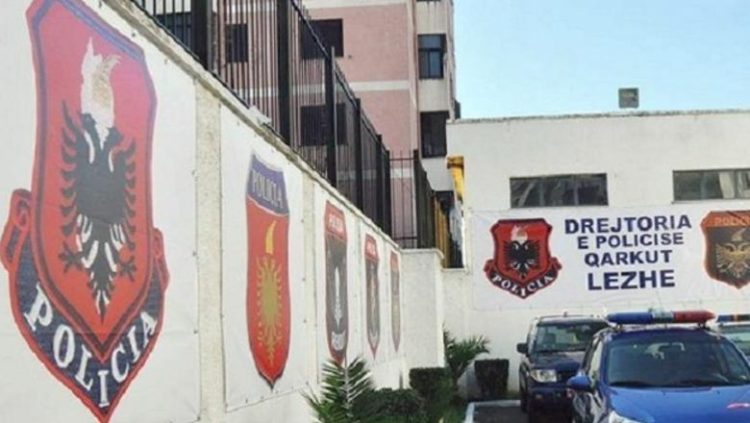 Po kthehej në Shqipëri, arrestohet në Rinas burrelsi i dënuar me 5 vite burg